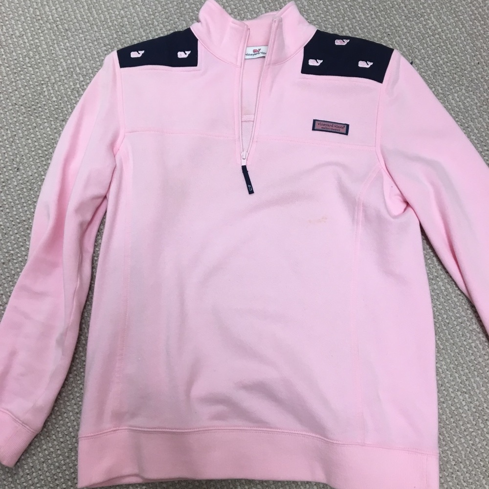 Vineyard Vines Sweatshirt. —never worn.